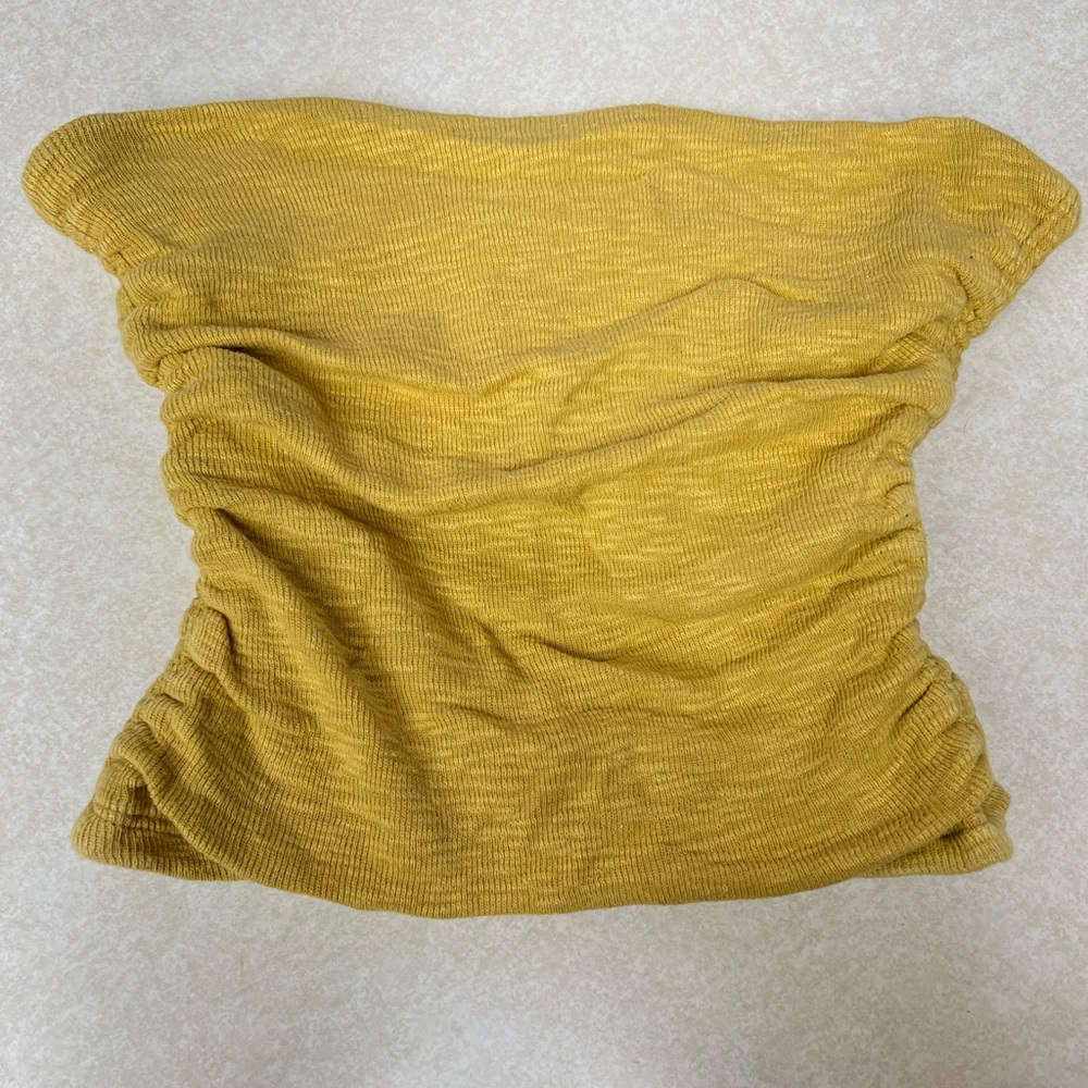FREE PEOPLE STRAPLESS TOP!